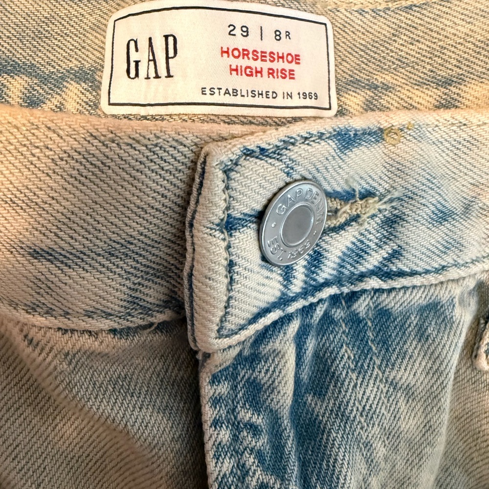 GAP - Picture 13 of 16